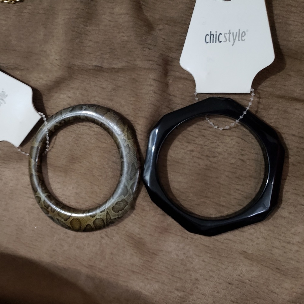 Chic Style Bracelet Fashion Jewelry set 2pcs, NWT